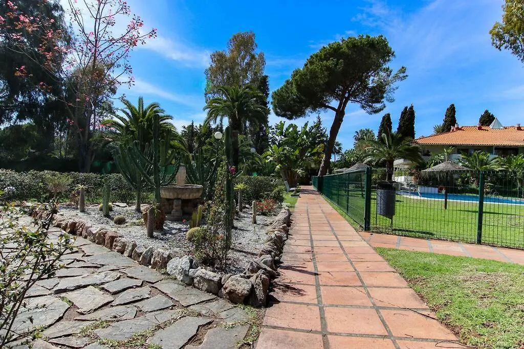 Oleholidays Fuentes Del Rodeo34 Junto Puerto Banus Marbella 0*,  Španělsko